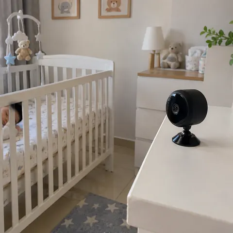 MiraOne Mini en la habitación del bebé
